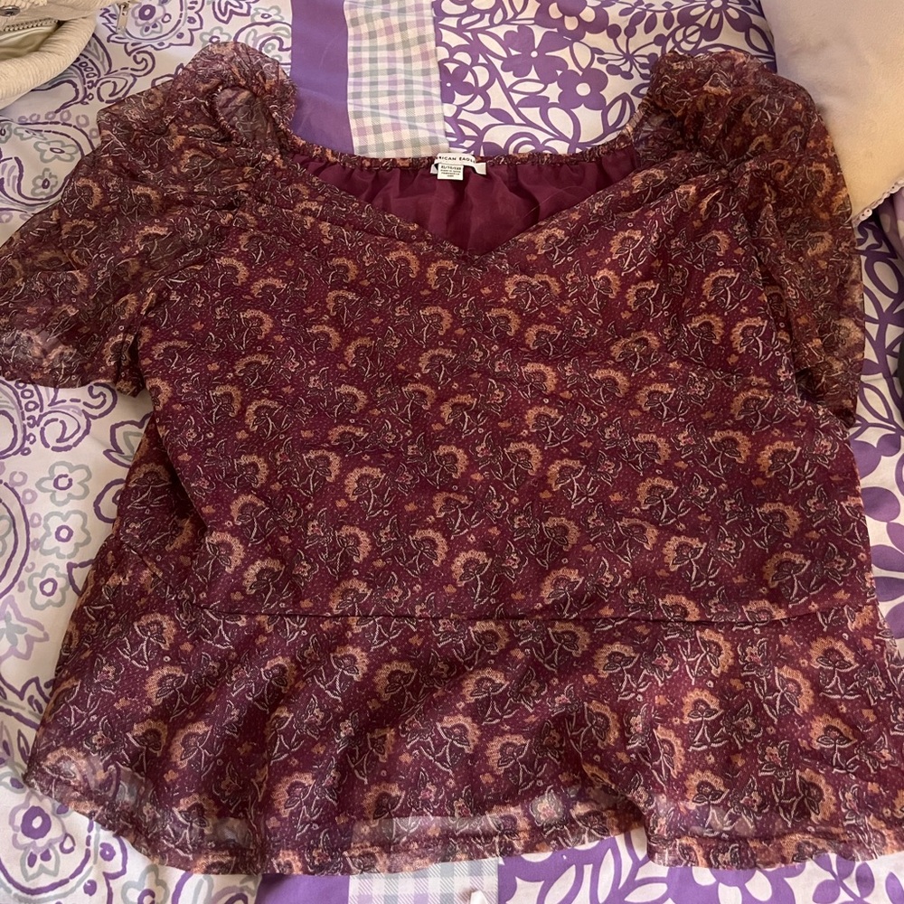American Eagle top